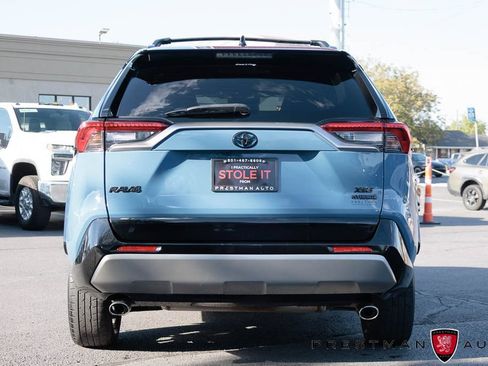 Used 2024 Toyota RAV4 XSE w/ Weather Package AWD/4WD image 18