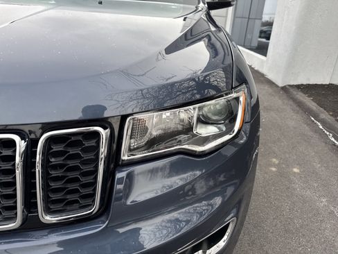 Used 2021 Jeep Grand Cherokee Limited image 10