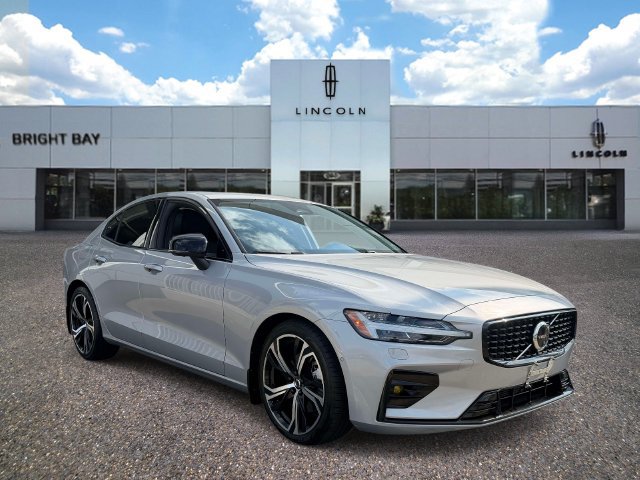 Used 2023 Volvo S60 B5 Plus w/ Climate Package AWD/4WD image 1