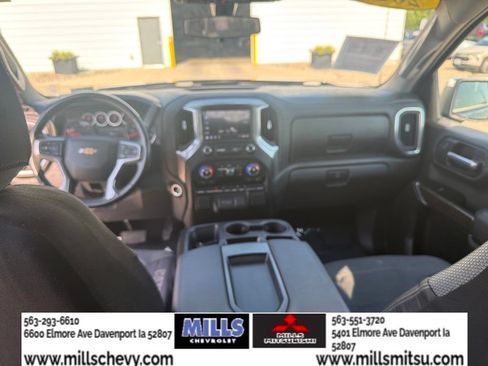 Used 2022 Chevrolet Silverado 1500 LT AWD/4WD image 21