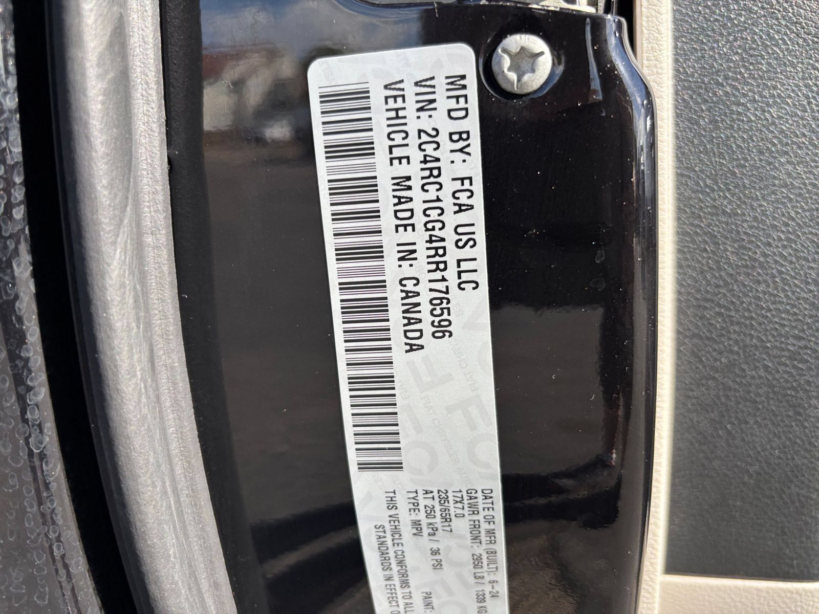 Used 2024 Chrysler Voyager LX FWD image 31