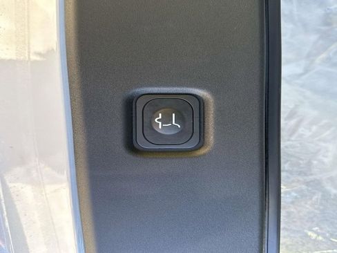 New 2025 Lincoln Navigator Reserve image 21