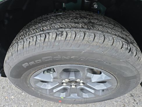 New 2025 Ford Maverick XLT w/ XLT Luxury Package image 11