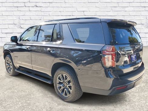 Used 2022 Chevrolet Tahoe Z71 w/ Luxury Package image 2