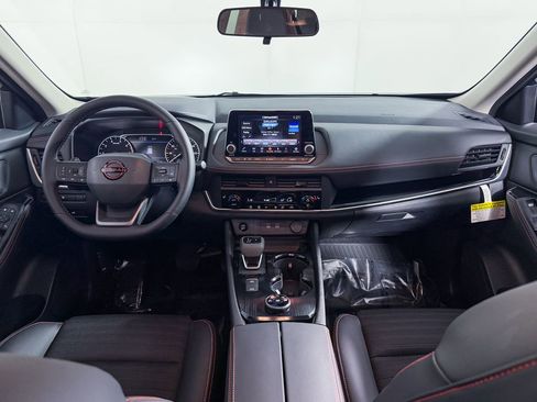 New 2026 Nissan Rogue SV AWD/4WD image 10