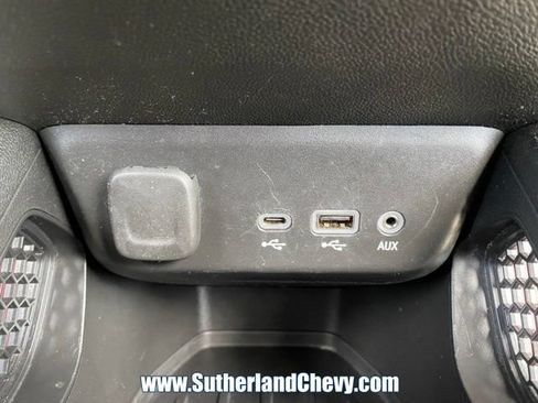 Used 2021 Chevrolet TrailBlazer RS w/ Convenience Package FWD image 29
