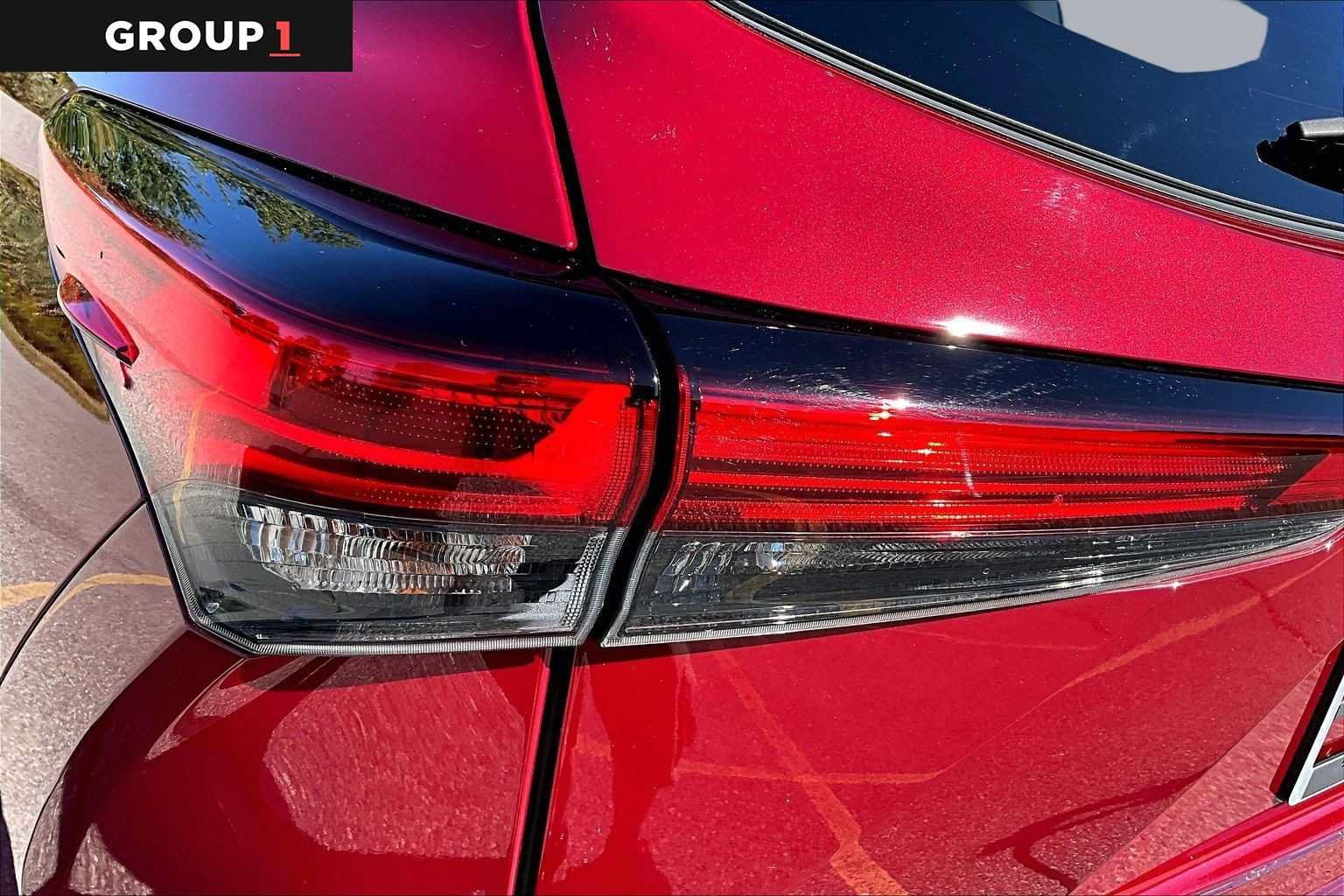 Used 2023 Toyota Highlander Platinum AWD/4WD image 28