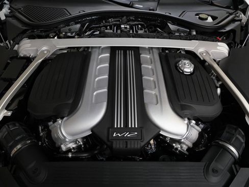 Used 2024 Bentley Flying Spur W12 AWD/4WD image 13
