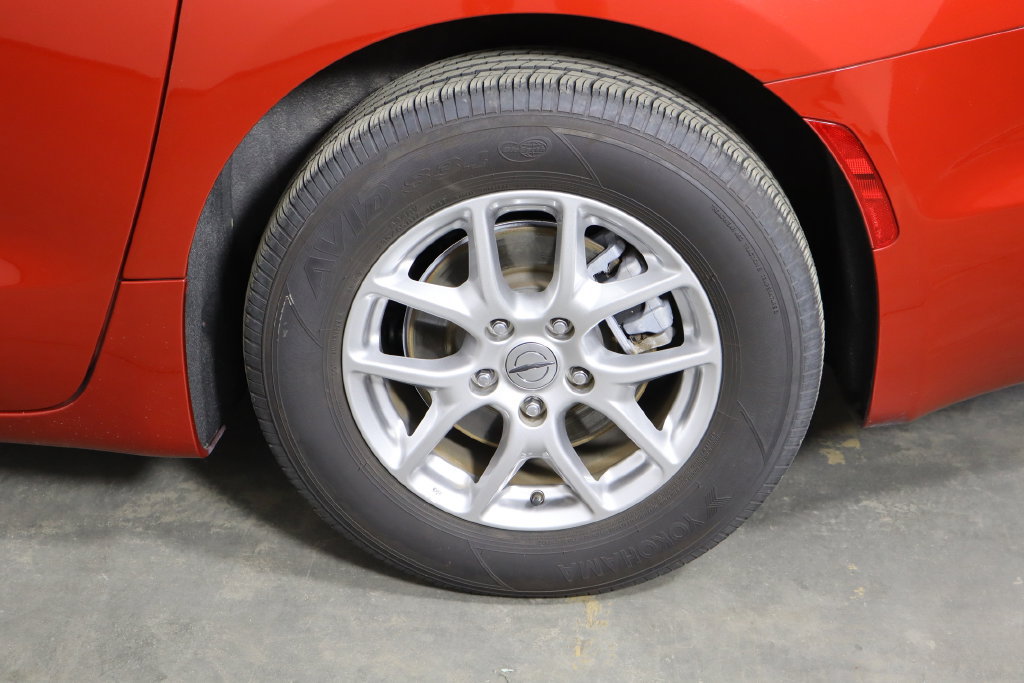 Used 2025 Chrysler Pacifica Select FWD image 44