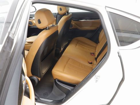 Used 2018 BMW X6 xDrive35i image 16