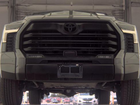 Used 2023 Toyota Tundra SR5 w/ SR5 Convenience Package AWD/4WD image 9