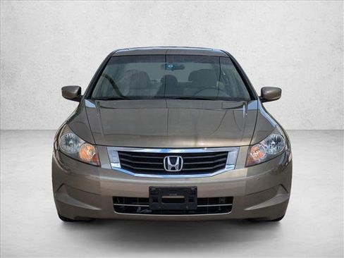Used 2009 Honda Accord EX image 2
