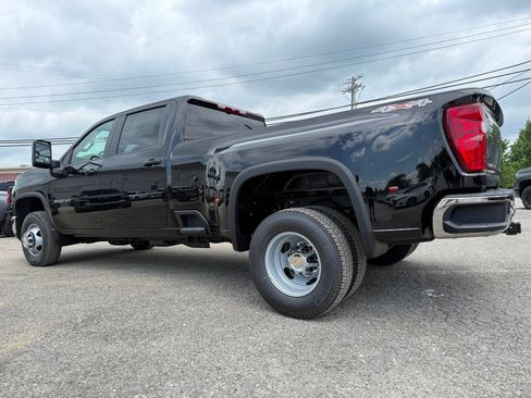 New 2026 Chevrolet Silverado 3500 LT w/ All Star Edition AWD/4WD image 4