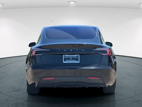 Used 2024 Tesla Model 3 Standard Range RWD image 6