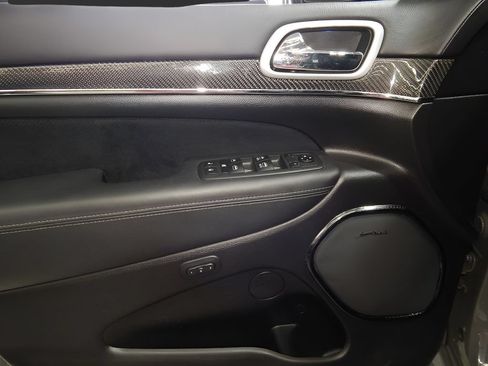 Used 2020 Jeep Grand Cherokee SRT AWD/4WD image 11