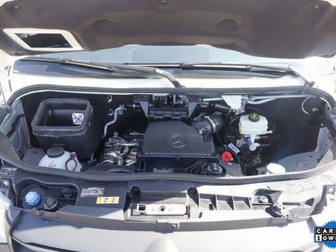 Used 2023 Mercedes-Benz Sprinter 2500 w/ Parking Package image 11