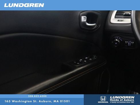 Used 2018 Jeep Compass Latitude AWD/4WD image 25