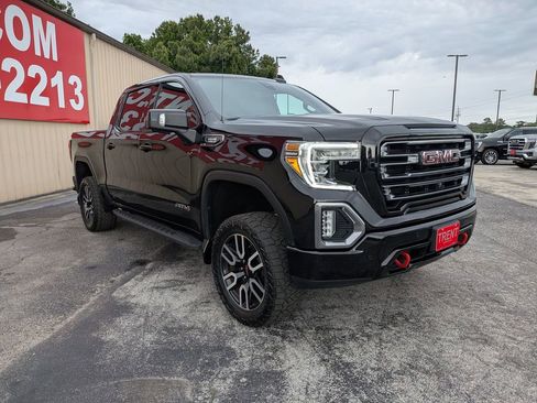 Used 2021 GMC Sierra 1500 AT4 w/ AT4 Premium Package AWD/4WD image 6