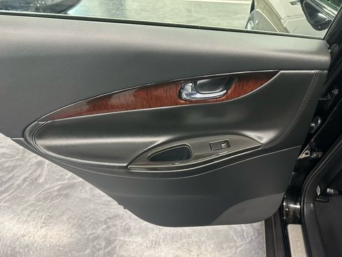 Used 2017 INFINITI QX50 AWD w/ Premium Plus Package image 10