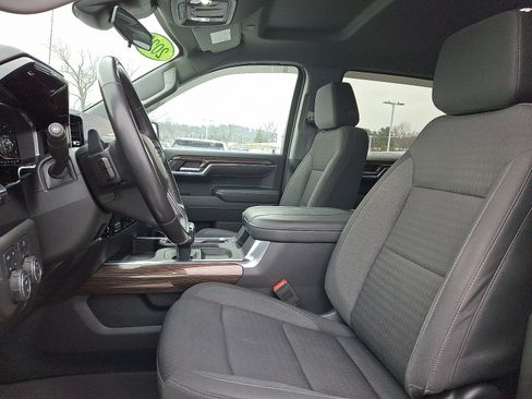 Used 2023 Chevrolet Silverado 1500 LT Trail Boss w/ Protection Package image 13