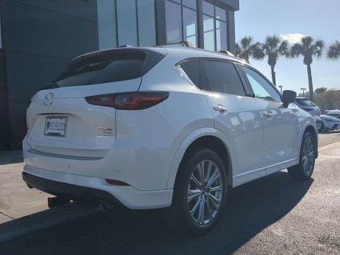 Used 2022 MAZDA CX-5 Signature image 3