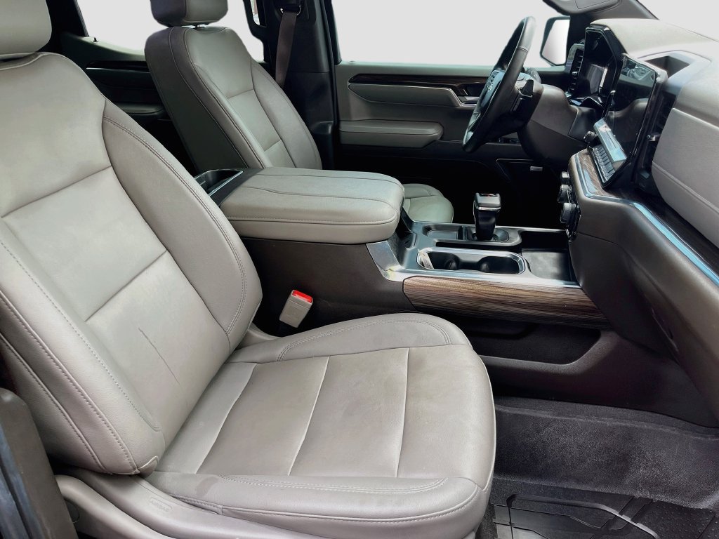 Used 2024 Chevrolet Silverado 1500 RST w/ Convenience Package II AWD/4WD image 30