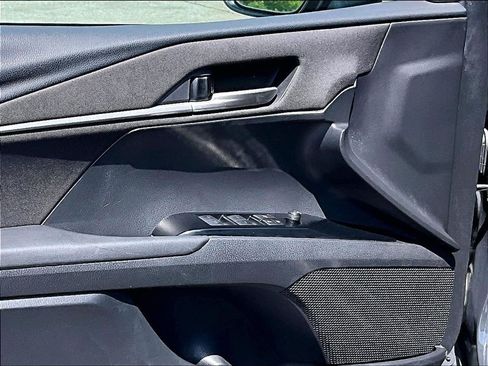 Used 2025 Toyota Camry LE FWD image 9