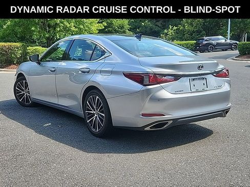 Used 2023 Lexus ES 350 w/ Premium Package FWD image 3