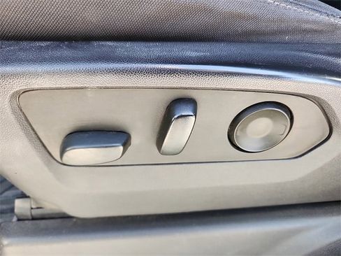 Used 2024 Chevrolet Silverado 2500 LT image 12