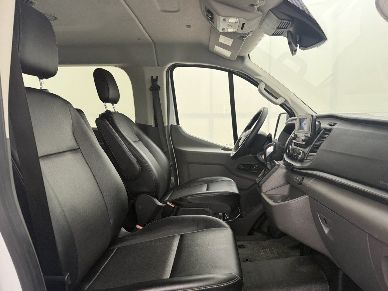 Used 2023 Ford Transit 350 XL RWD image 10