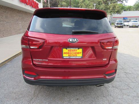 Used 2019 Kia Sorento AWD image 3