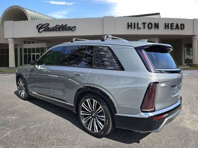 Used 2026 Cadillac Vistiq Premium Luxury