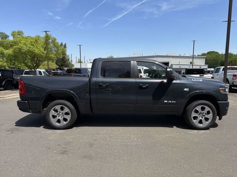New 2026 RAM 1500 4x4 Crew Cab image 13