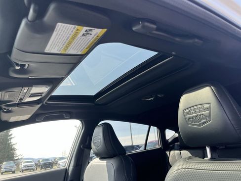 Used 2024 Subaru Crosstrek 2.5i Wilderness w/ Wilderness Package image 18