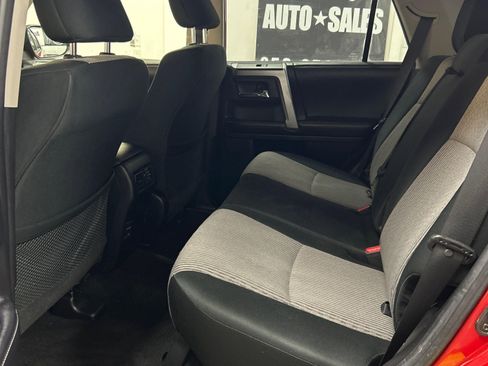 Used 2019 Toyota 4Runner SR5 image 10