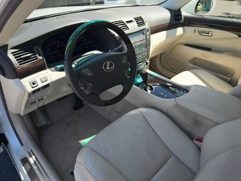 Used 2007 Lexus LS 460 RWD image 15