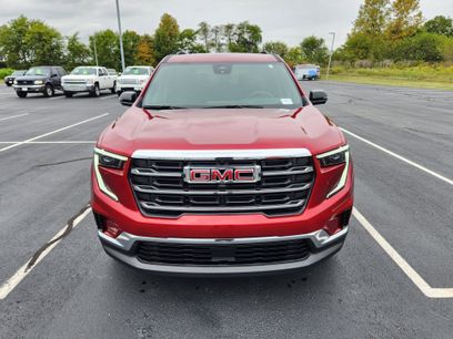 New 2025 GMC Acadia Elevation