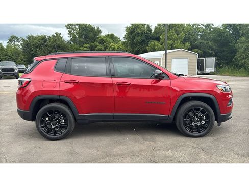 New 2026 Jeep Compass Latitude AWD/4WD image 7