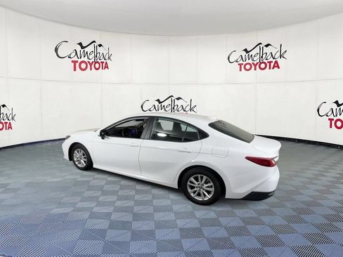 Used 2025 Toyota Camry LE FWD image 8