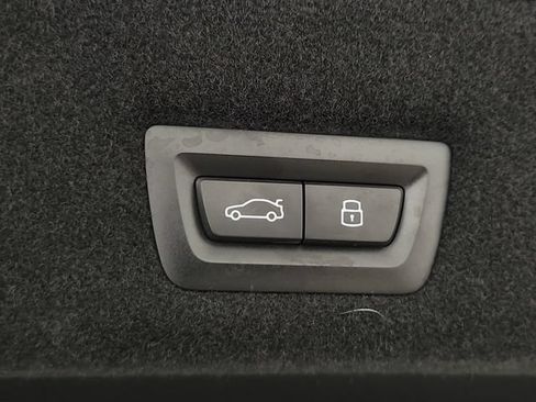 Used 2023 BMW 740i RWD image 8