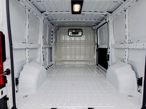 Used 2024 RAM ProMaster 3500 w/ Convenience Group image 23