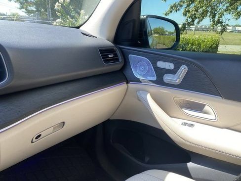 Used 2020 Mercedes-Benz GLE 350 4MATIC image 27