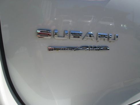 Used 2022 Subaru Forester AWD/4WD image 7