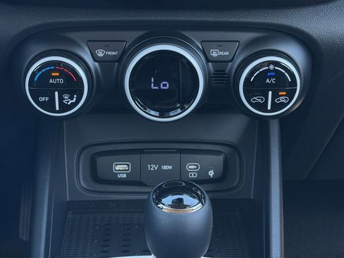 New 2026 Hyundai Venue SEL FWD image 18