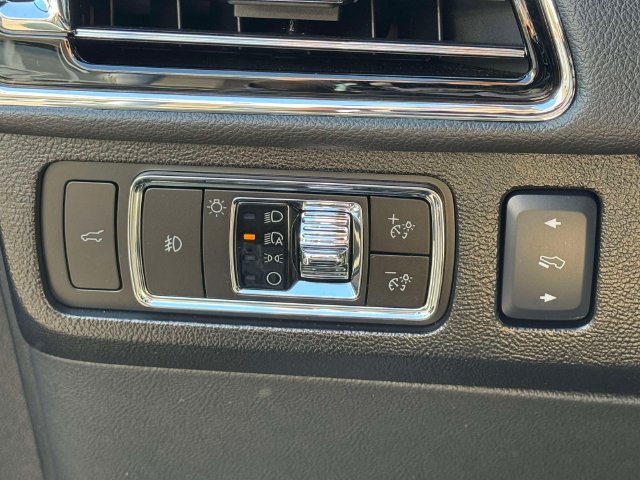 Used 2024 Lincoln Navigator Reserve AWD/4WD image 26