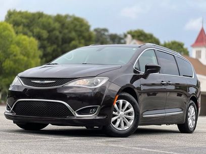 Used 2018 Chrysler Pacifica Touring-L