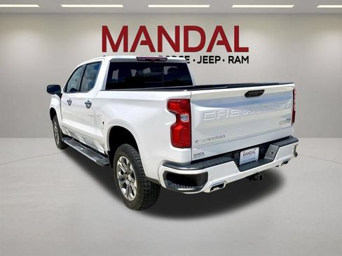 Used 2023 Chevrolet Silverado 1500 High Country w/ Technology Package AWD/4WD image 8