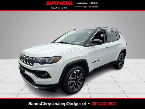 Used 2022 Jeep Compass Limited AWD/4WD image 1