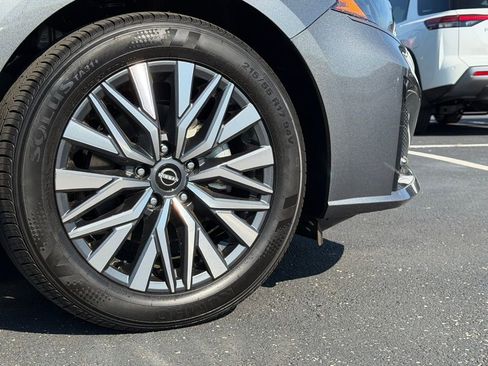 New 2026 Nissan Altima 2.5 SV FWD image 32