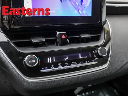 Used 2024 Toyota Corolla LE image 33